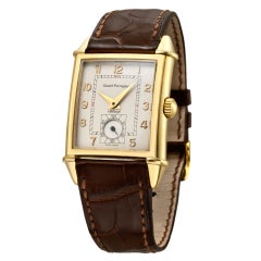 GIRARD-PERREGAUX Yellow Gold  "Vintage 1945" Wristwatch Ref 2595