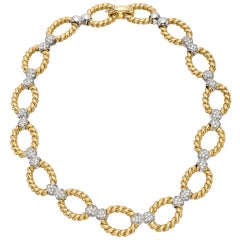 NICOLIS COLA Gold Link Necklace with Pavé Diamond Connectors
