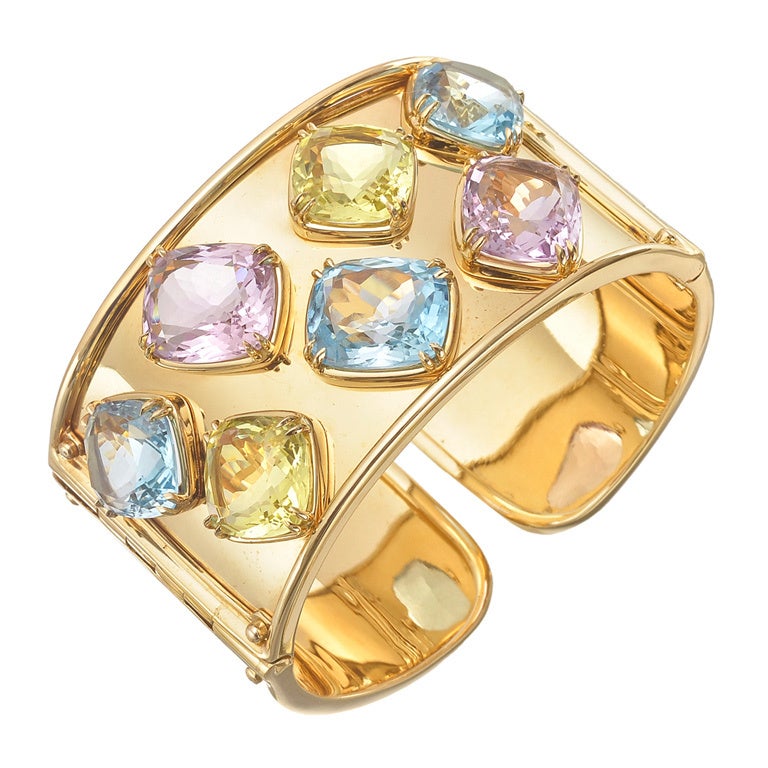 Brazalete Seaman Schepps Oro y Piedras Multicolor