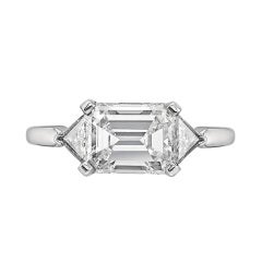 Unique 1.58 Carat Emerald-Cut Diamond Ring