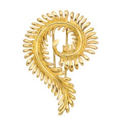 TIFFANY & CO. SCHLUMBERGER Gold Scrolling Feather Pin