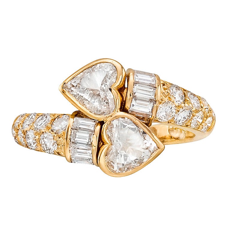 VAN CLEEF & ARPELS Heart-Shaped Diamond Bypass Ring