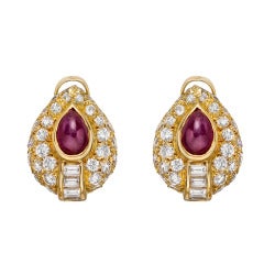 CARTIER Small Ruby 
Pavé Diamond Earclips