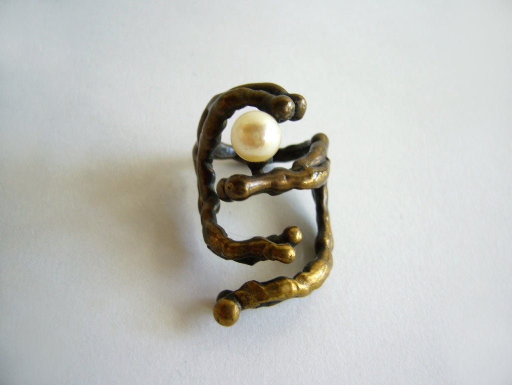 ERNESTO GONZALEZ JEREZ Studio Bronze Pearl Ring