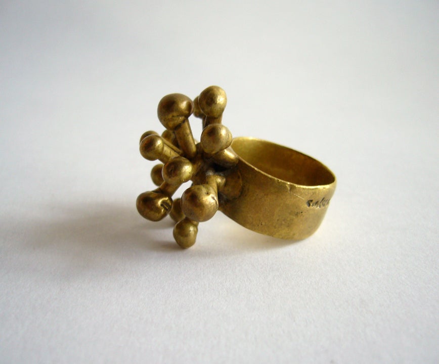 Handmade bronze ring designed by Pal Kepenyes of Acapulco, Mexico.  Ring is made in a sputnik or sprocket style.  Kepenyes was born in Hungary and emigrated to Mexico in the 1960's.  Ring measures a size 5 1/2 and is in very good vintage condition.