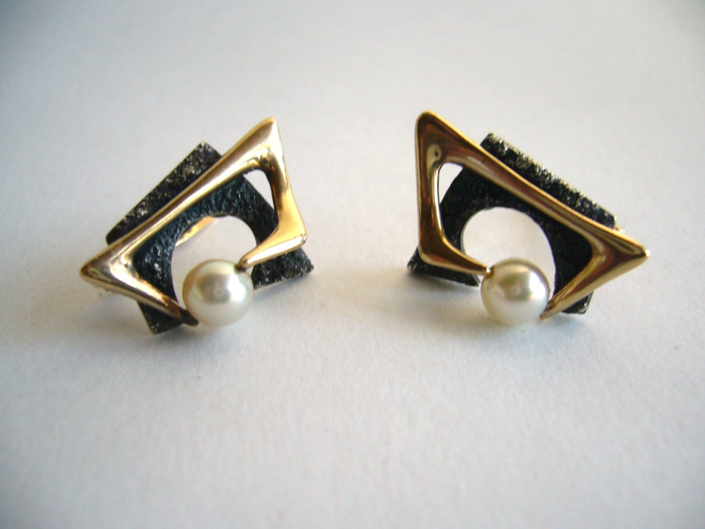 EVERETT MACDONALD Gold Sterling Pearl Earrings