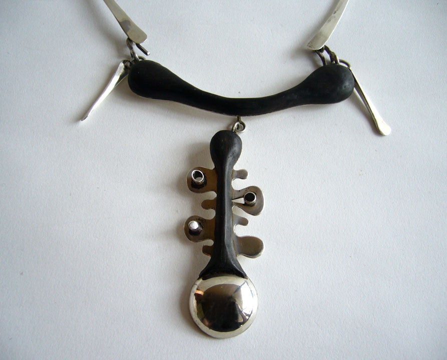 Rare Brown Studio Sterling Ebony Necklace In Excellent Condition In Palm Springs, CA