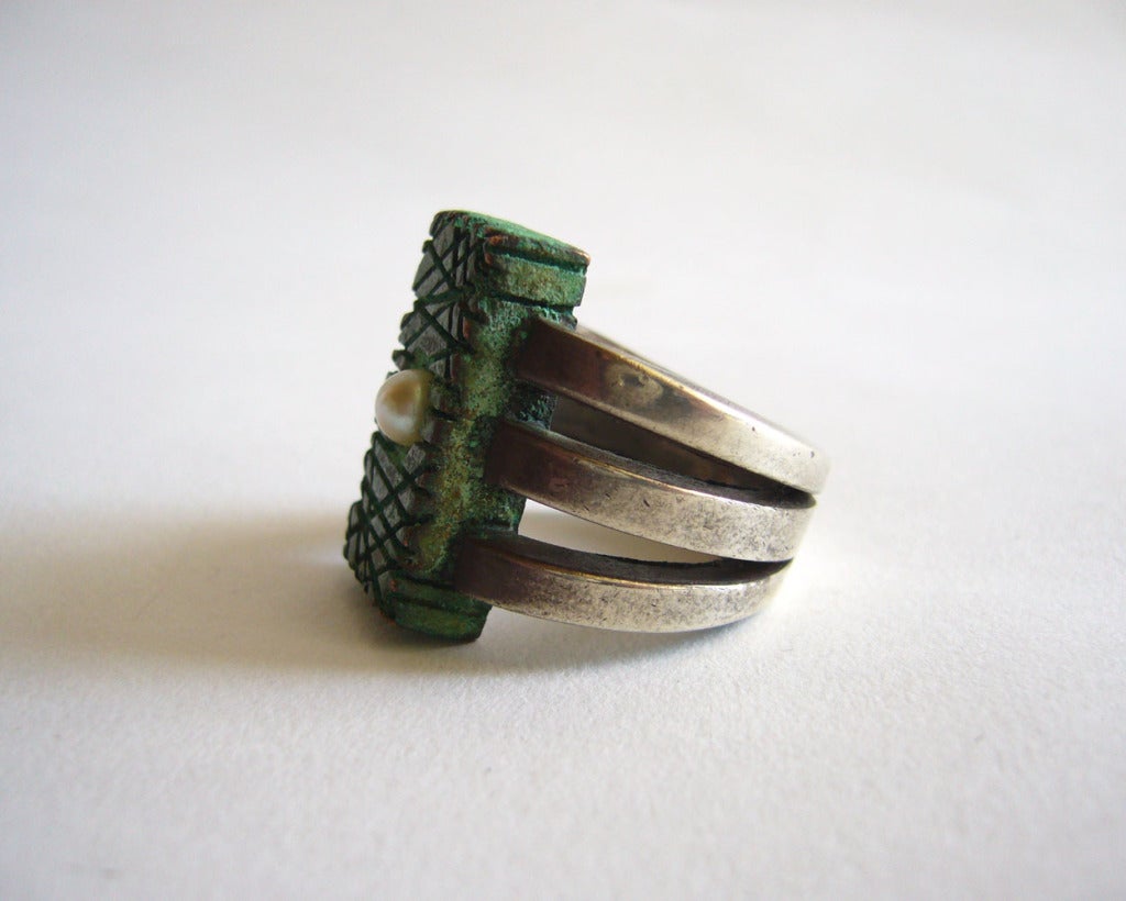 James Parker Pearl Sterling Silver Patinated Copper Ring In Excellent Condition In Palm Springs, CA