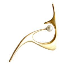 ED WIENER Abstract Pearl Gold Brooch