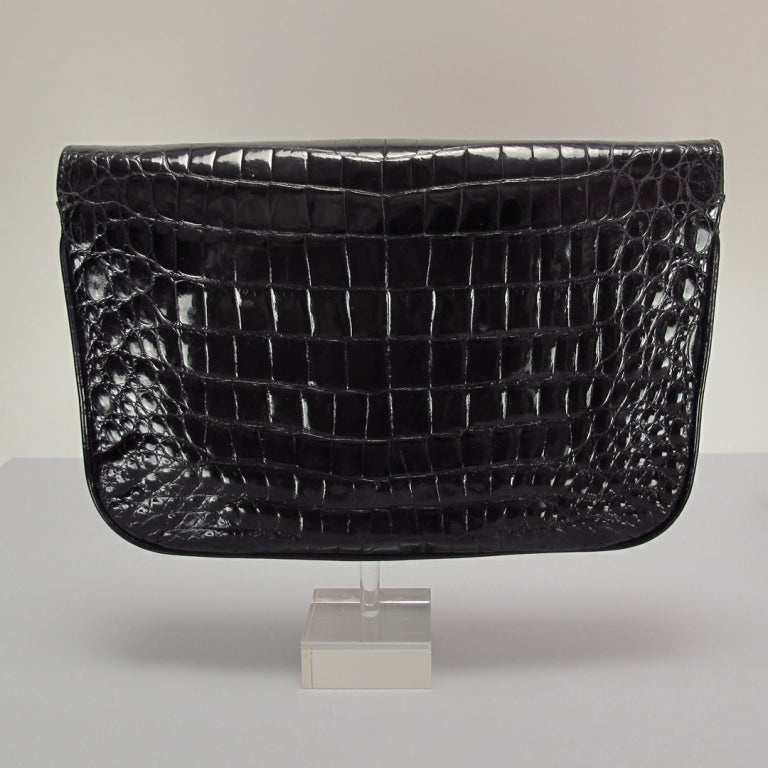 Gucci alligator clutch handbag 1970s 3