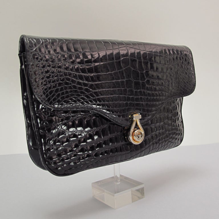 Gucci alligator clutch handbag 1970s 6