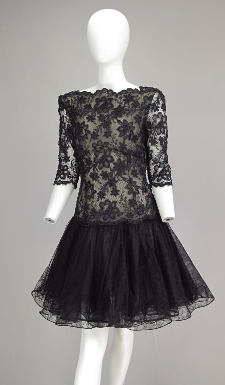 Oscar de la Renta black lace mini dress 1980s