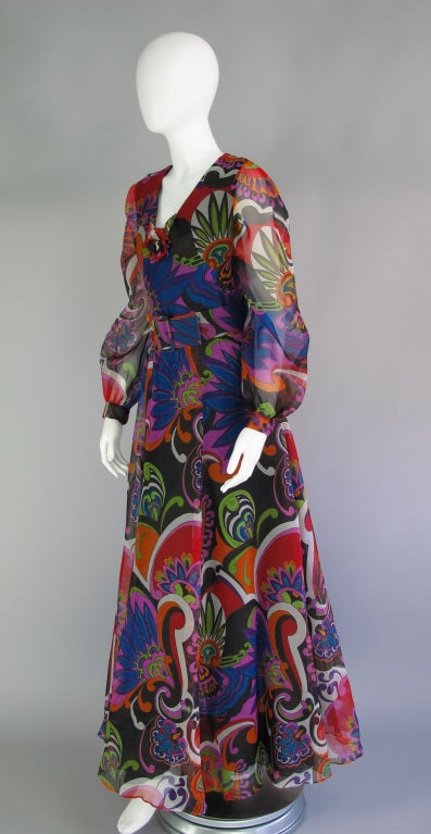 Women's Late 60s Oscar de la Renta gown