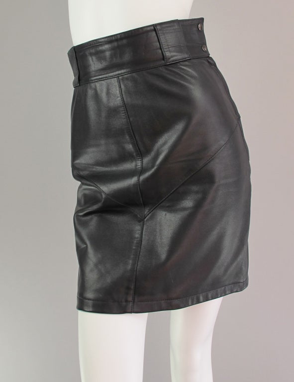 Alaia black leather skirt In Excellent Condition In West Palm Beach, FL