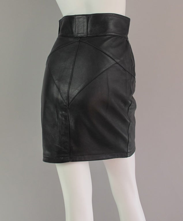 Alaia black leather skirt 3