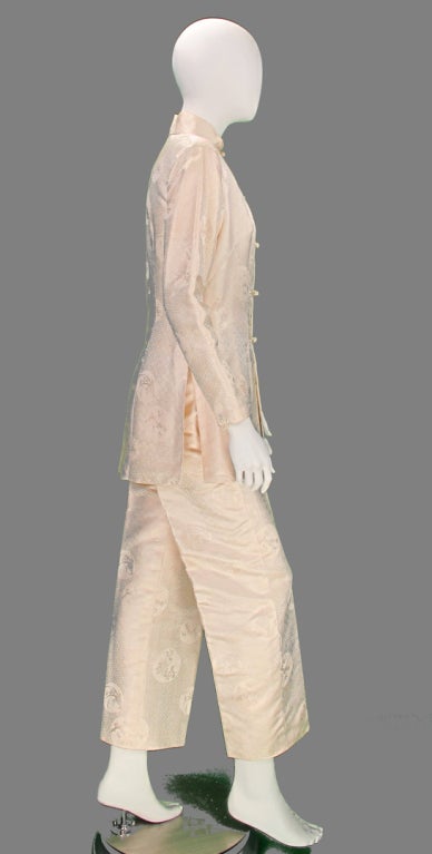 Women's Shanghai Tang ivory silk set