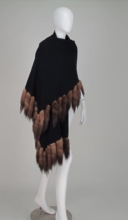 Women's 1980s Black cashmere & sable tail wrap