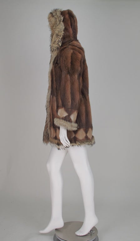 Sheared muskrat & coyote fur ski parka Somper Furs Beverly Hills In Excellent Condition In West Palm Beach, FL