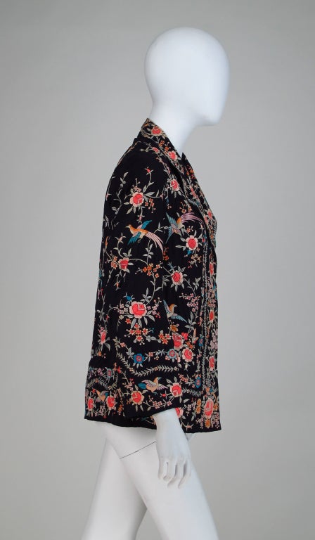 1920s Embroidered silk evening jacket In Excellent Condition In West Palm Beach, FL
