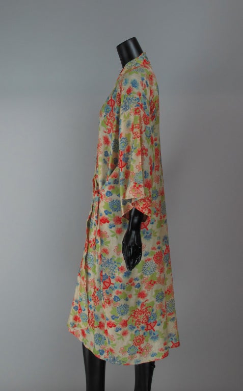 Women's 1920s floral print  silk robe