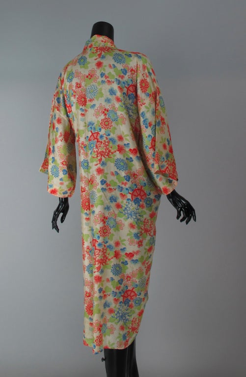 1920s floral print  silk robe 2