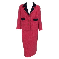 Vintage Chanel Haute Couture pink wool suit 1960s