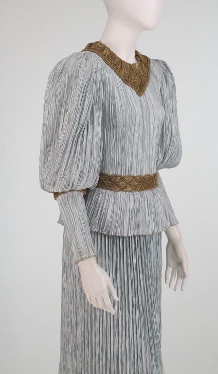 1980s Mary McFadden Fortuny style gown with gold macrame 4
