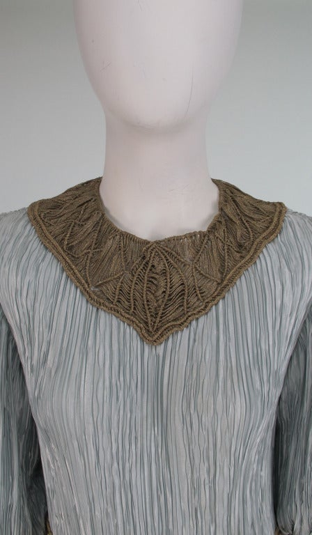 1980s Mary McFadden Fortuny style gown with gold macrame 5