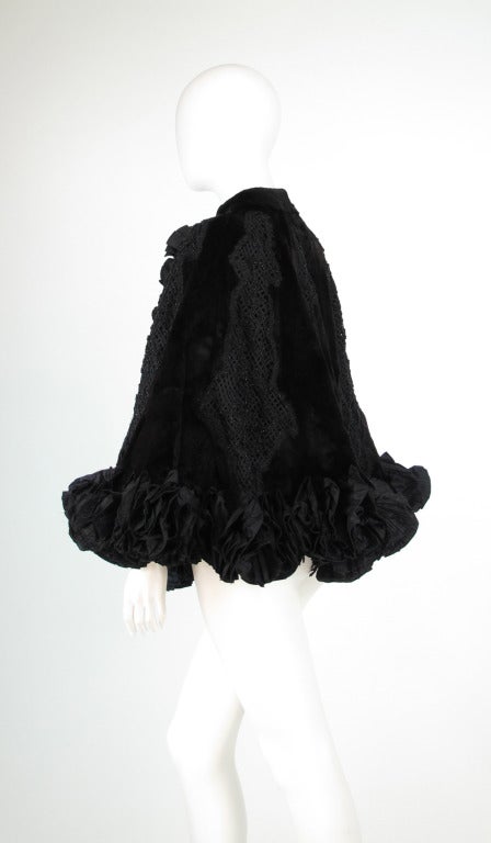 Women's Oscar de la Renta Couture beaded fur evening cape