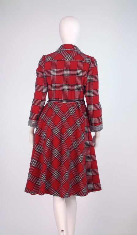 1970s Jean & Martin Pallant princess plaid coat In Excellent Condition In West Palm Beach, FL