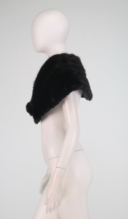 1950s dark almost black mink fur cape In Excellent Condition In West Palm Beach, FL