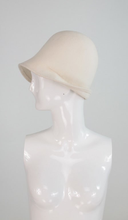 Ivory wool felt cloche hat from the 1960s marked 