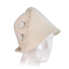 1960s Jean Patou marked reproduction ivory felt cloche hat