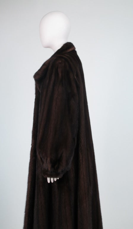 Givenchy Haute Fourrure rich mahogany full lenght mink coat In Excellent Condition In West Palm Beach, FL