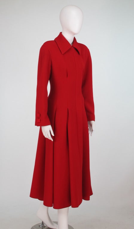 1990s Valentino Boutique red wool crepe princess coat In Excellent Condition In West Palm Beach, FL