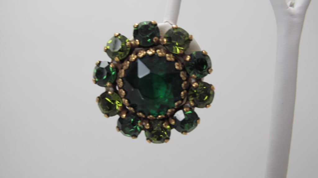 Women's Weiss green clip earrings