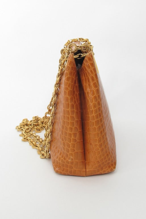 Valentino Couture butterscotch alligator gold chain handabag In Excellent Condition In West Palm Beach, FL