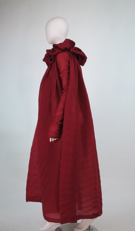 1990s Romeo Gigli ethereal garnet pinch pleated evening coat In Excellent Condition In West Palm Beach, FL