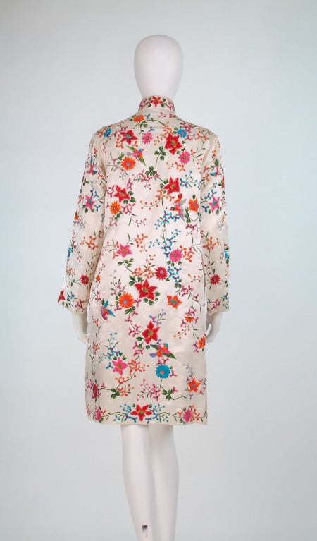 Women's 1950s hand embroidered ivory silk coat with birds & flowers