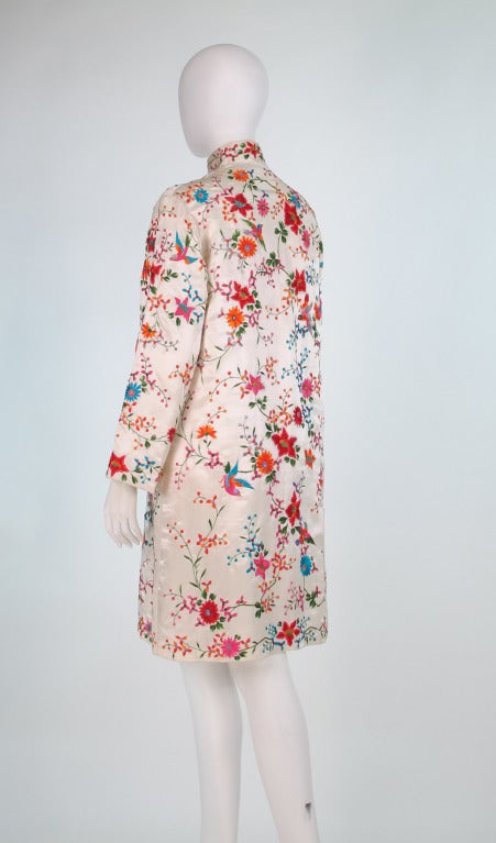 1950s hand embroidered ivory silk coat with birds & flowers 1