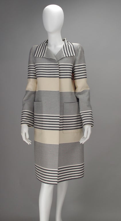 Women's Oscar de la Renta unlined coat
