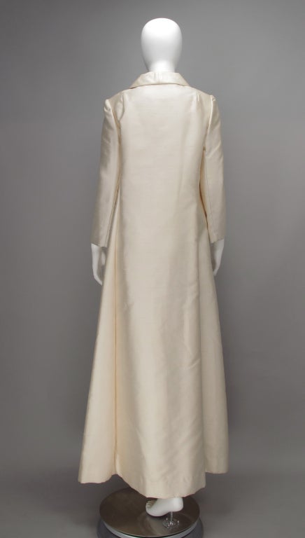 1960s Cream silk evening coat 2