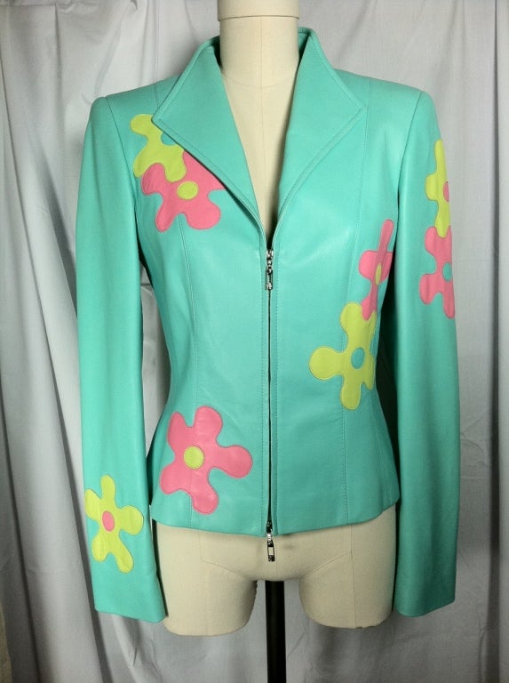 Fun, Escada aqua 