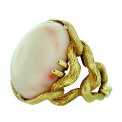 1960s Gold Angel Skin Coral Ring