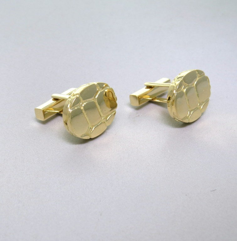 Tiffany & Co 18k yellow gold oval cufflinks,top is 20mm x 17mm. Marked Tiffany & Co,18k,Italy. weight - 18.5g