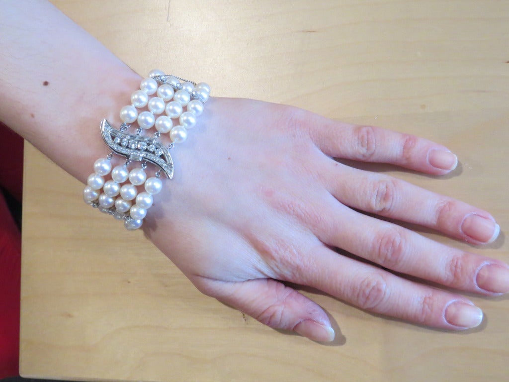 Women's 1950s Gold Diamond Pearl Three Strand Bracelet