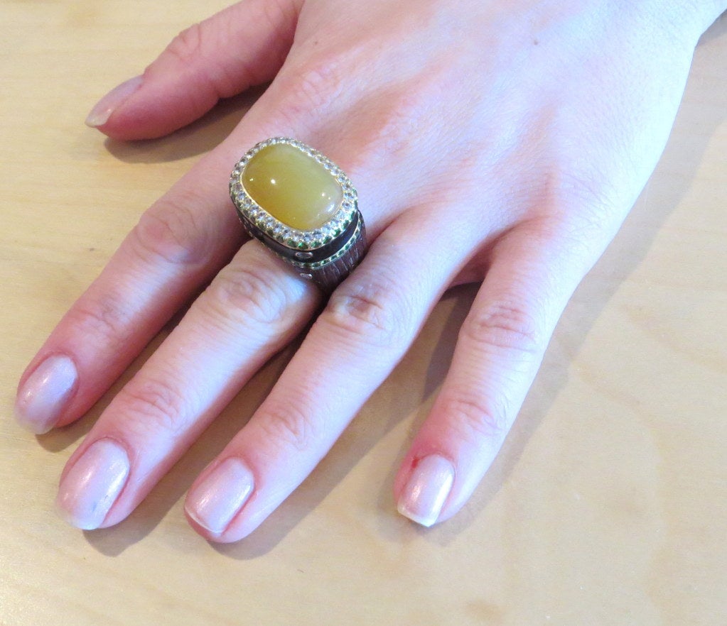 Women's Impressive Wood Green Garnet Sapphire Diamond Gold Snake Ring