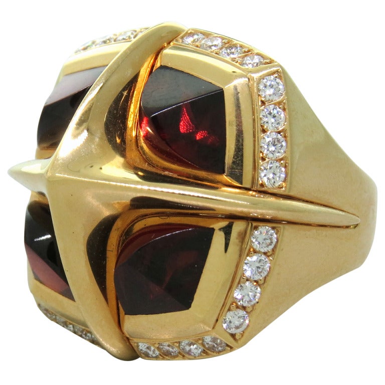 Valente Garnet Diamond Gold Large Ring