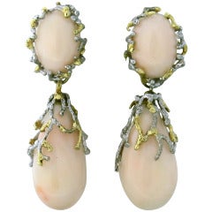 1970s Gold Angel Skin Coral Teardrop Earrings 6