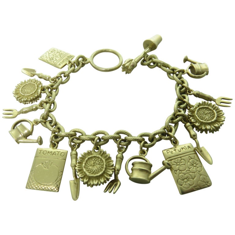 Mish N.Y. Gold-Charm-Armband im Angebot